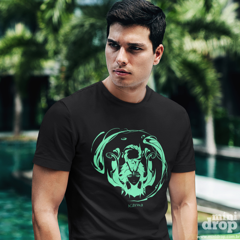 Camiseta Preta Karma